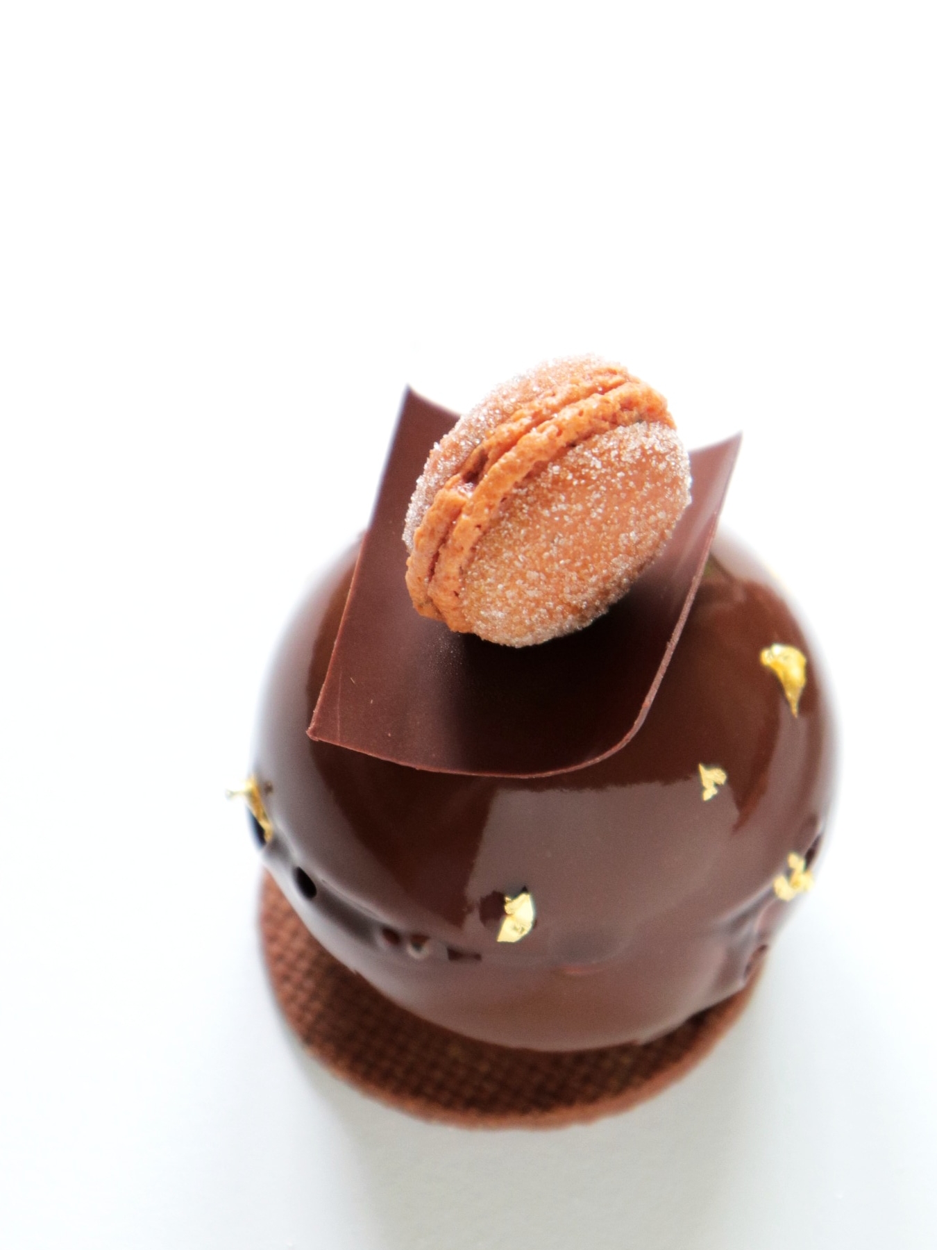 Petit entremet abricot, chocolat et caramel