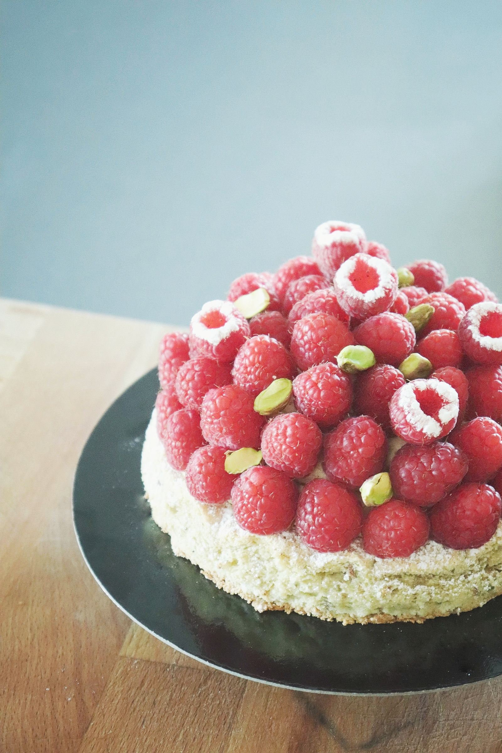 Montebello pistache framboises Pierre Hermé - Recette Olivia Pâtisse