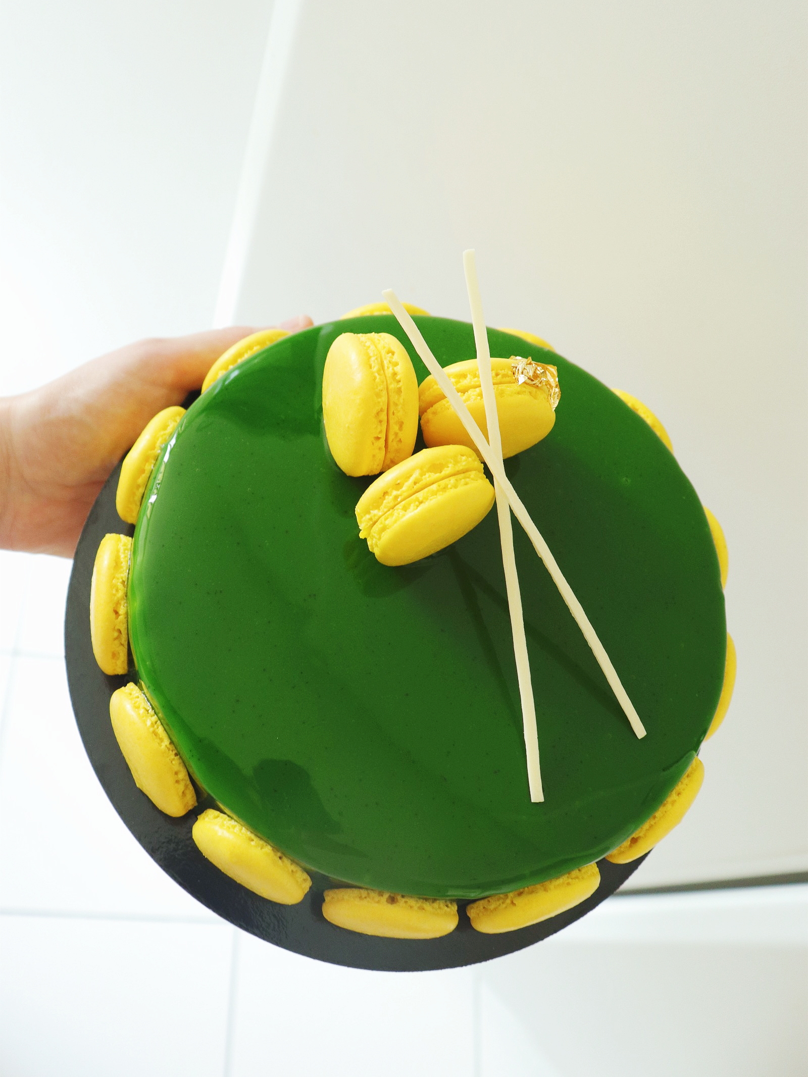 Entremet au yuzu et thé matcha - Recette Olivia Pâtisse