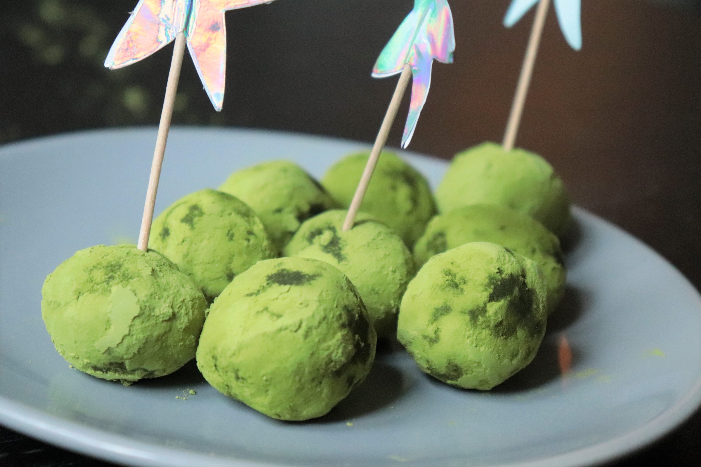 Truffes chocolat noir matcha - Recette de noël Olivia Patisse