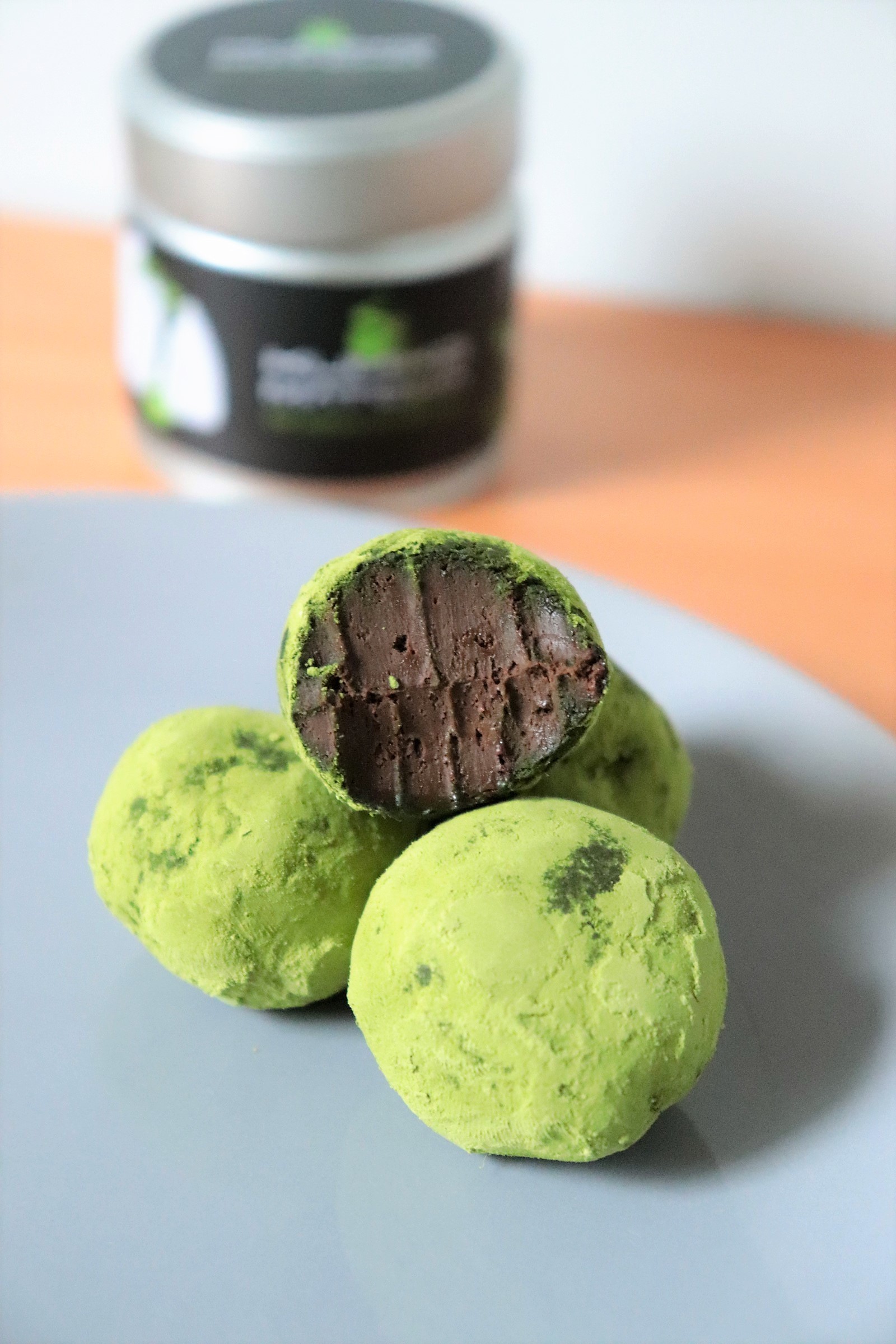 Truffes chocolat noir matcha - Recette de noël Olivia Patisse