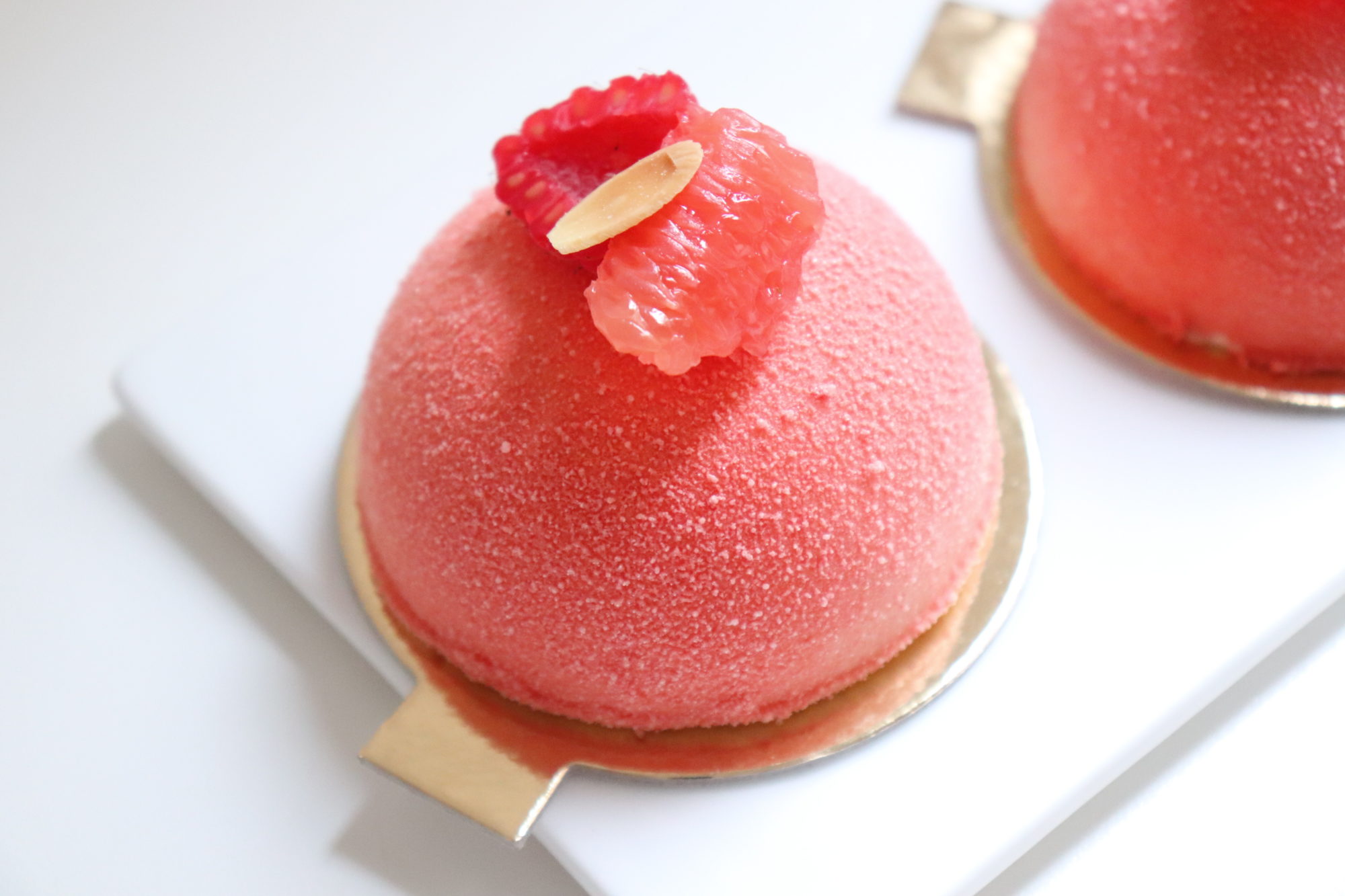 Dômes pamplemousse framboise - Recette Olivia Pâtisse